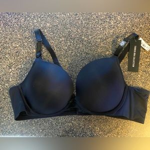 NWT TORRID 360° Back Smoothing Push-Up Plunge.